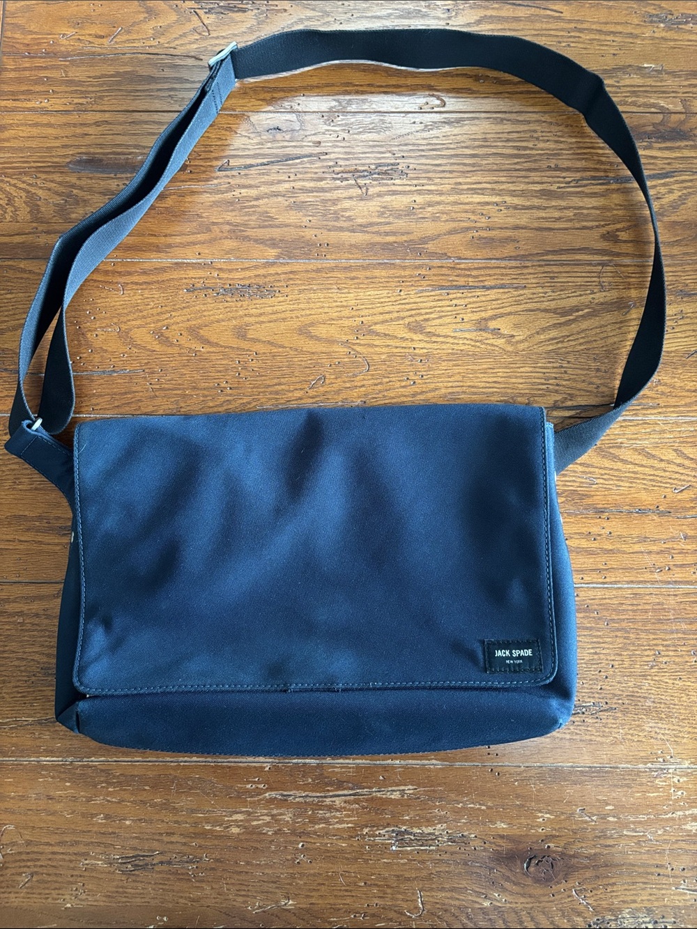 Jack Spade New York Navy Blue Canvas Messenger Bag City Commute Travel 11x15x4
